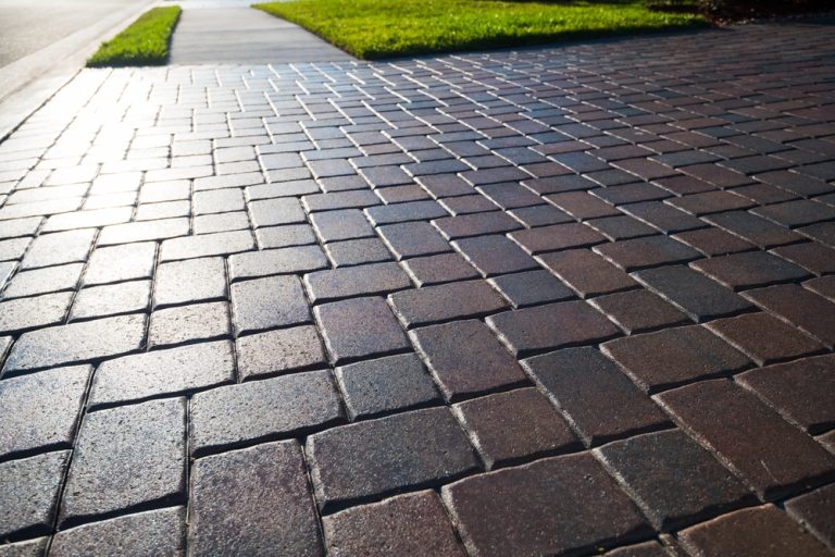 Premium Coatings Australia | Wet Look Brick Sealer vs. Natural Look Finishes: Which Is Best?